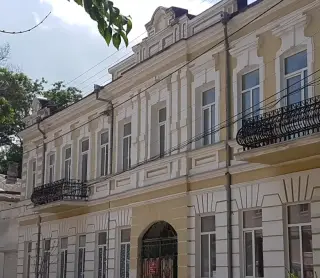 Городской отель “Мини-отель “На Греческой” — Феодосия: фото объекта размещения