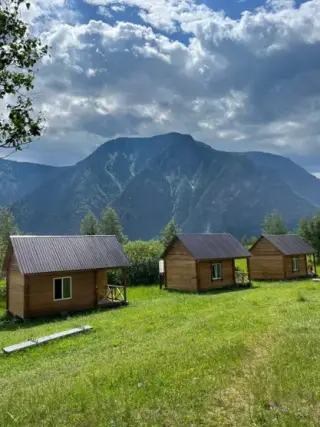 База отдыха "АЛТАЙ TELETSKOE" — Республика Алтай: фото объекта размещения
