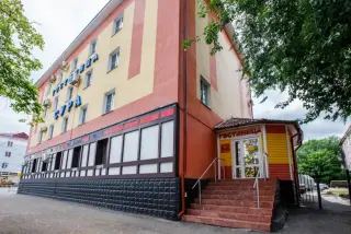 Гостиница "Сура" ООО "Гостиничный комплекс "Сура" — Саранск: фото объекта размещения