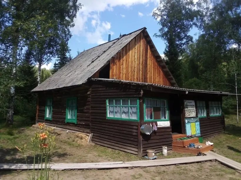Туристский приют Карчит — Кемеровская область - Кузбасс: фото объекта размещения
