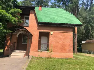 Загородный гостиничный комплекс "Бор" территория пансионата — Московская область: фото объекта размещения