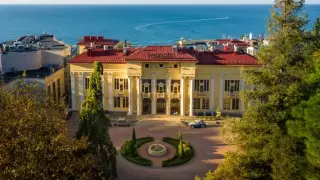 Гостиница «Swissotel Resort Сочи Камелия» («Swissotel Resort Sochi Kamelia») ООО «Управляющая компания Камелия» — Сочи: фото объекта размещения