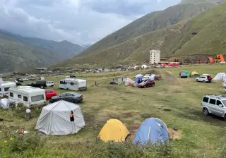 Кемпинг Парадром "Флай Чегем" — Кабардино-Балкарская Республика: фото объекта размещения