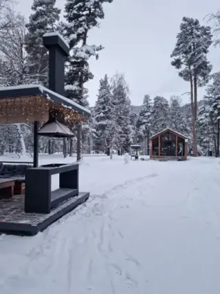 База отдыха Sherwood Arkhyz Chalet — Карачаево-Черкесская Республика: фото объекта размещения