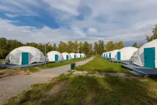 Глемпинг "Сибберри клуб" — Новосибирская область: фото объекта размещения