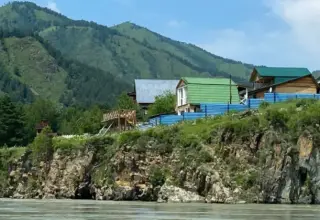 Утёс Катуни База отдыха — Республика Алтай: фото объекта размещения