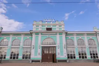 Гостиница железнодорожного вокзала Тайга Западно-Сибирская РДЖВ – структурное подразделение Дирекции железнодорожных вокзалов — филиал ОАО «РЖД» — Тайга: фото объекта размещения