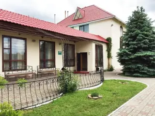 Гостинично-развлекательный комплекс  "Южное графство", ООО "Павловский мед" — Краснодарский край: фото объекта размещения