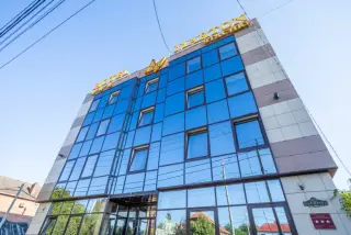ОТЕЛЬ «МАРТОН СТАЧКИ» — Ростов-на-Дону: фото объекта размещения