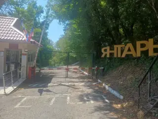 ФИЛИАЛ "САНАТОРИЙ "ЯНТАРЬ" ФЕДЕРАЛЬНОГО ГОСУДАРСТВЕННОГО БЮДЖЕТНОГО УЧРЕЖДЕНИЯ "САНАТОРНО-КУРОРТНЫЙ КОМПЛЕКС "СОЧИНСКИЙ" МИНИСТЕРСТВА ОБОРОНЫ РОССИЙСКОЙ ФЕДЕРАЦИИ — Сочи: фото объекта размещения