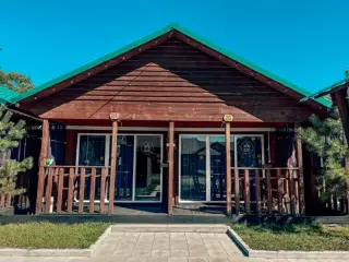 Отель  АЛТАЙ БЕРЕГ ИП Рожнова Л.В. — Республика Алтай: фото объекта размещения