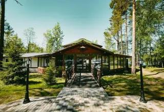 База отдыха «Пасторское озеро» — Ленинградская область: фото объекта размещения