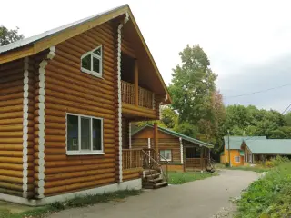 Туристический комплекс "Солнечная поляна" Федеральное государственное бюджетное учреждение "Национальный парк "Хвалынский" — Хвалынск: фото объекта размещения