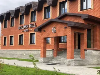 Гостиница « Hotel « GOLDEN HILL» — Змеиногорск: фото объекта размещения