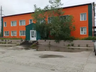 Ощежитие "Полярник" — Новый Уренгой: фото объекта размещения