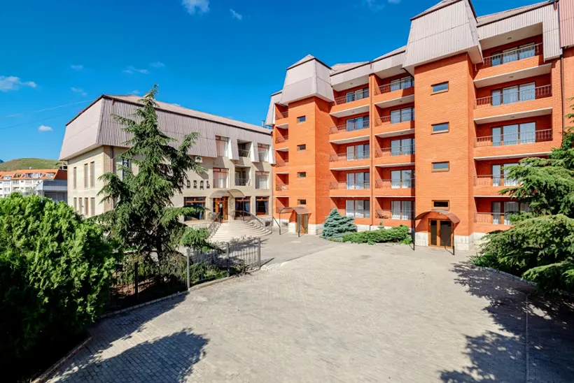 Отель Медведь Resort — Республика Крым: фото объекта размещения