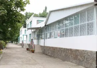 Детский оздоровительный лагерь круглогодичного действия "Зори Анапы" (общество с ограниченной ответственностью) — Анапа: фото объекта размещения