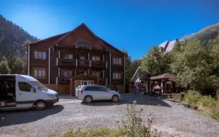 Курортный отель "Богдана" — Карачаево-Черкесская Республика: фото объекта размещения