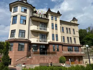 Отель «ПАРК-ОТЕЛЬ» ООО «ТАНЗИ» — Кисловодск: фото объекта размещения