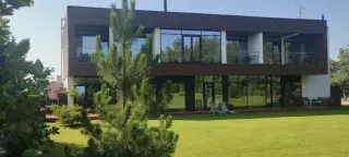 Отель"Eco Forrest Club SPA" — Саратов: фото объекта размещения