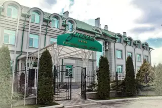 Гостиница «ЗЕЛЁНАЯ» корпус № 1 ООО «Невинномысск-Сервис» — Невинномысск: фото объекта размещения