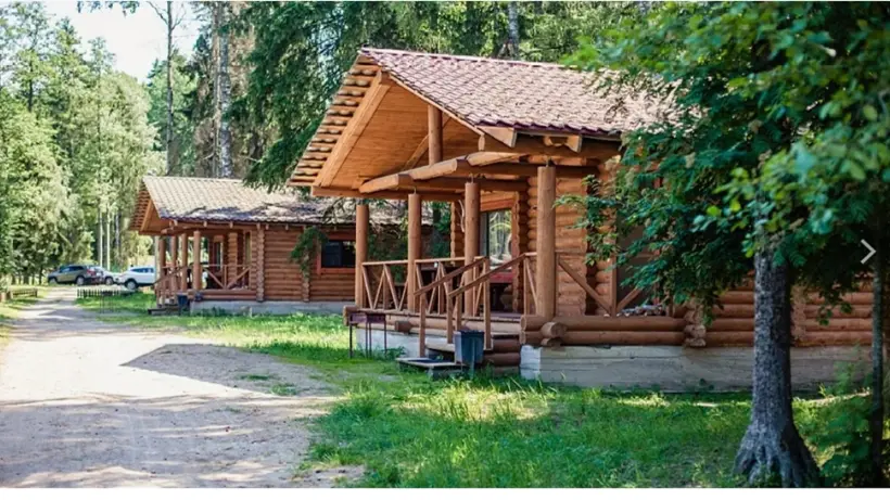 Загородный отель Царство — Псковская область: фото объекта размещения