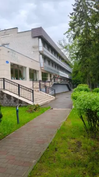 Санаторий-профилакторий "Мельничный ручей" структурное подразделение Дирекции социальной сферы Октябрьской железной дороги филиала Открытого акционерного общества "Российские железные дороги" — Всеволожск: фото объекта размещения