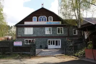 Гостевой дом "Удачный" — Республика Алтай: фото объекта размещения