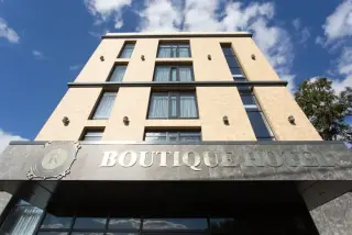 ГОСТИНИЦА «БУТИК ОТЕЛЬ R» ИП Капленко И.О. — Владивосток: фото объекта размещения