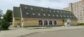 Ресторанно - гостиничный комплекс "Фиалка" — Нижнекамск: фото объекта размещения