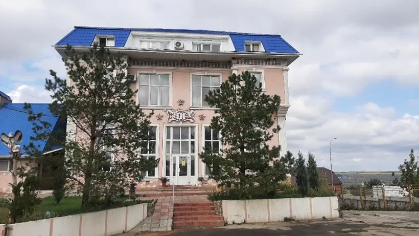 Отель 111 — Саратовская область: фото объекта размещения