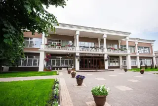 Гостиница "Белая Акация", ООО "ГК "Белая Акация" — Курск: фото объекта размещения