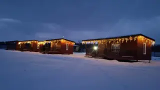 Глэмпинг Хижина — Сахалинская область: фото объекта размещения