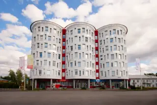 Отель "ОЛИМП ПЛАЗА" ООО "Отель Кемерово" — Кемерово: фото объекта размещения