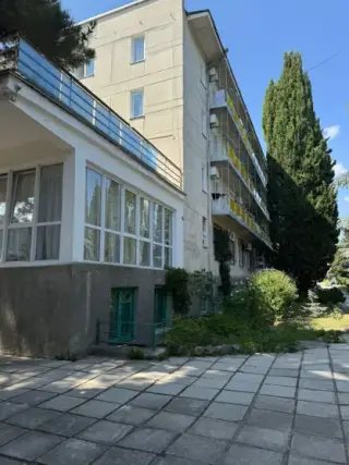 Отель "Славутич” — Алушта: фото объекта размещения