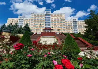 Общество с ограниченной ответственностью "Санаторий "Солнечный" — Кисловодск: фото объекта размещения