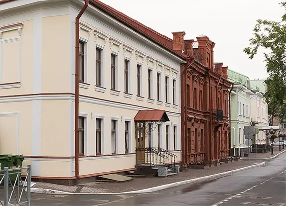 Ресторанно-гостиничный комплекс Двор Подзноева Гостиница Двор Подзноева Студии и Апартаменты — Псков: фото объекта размещения