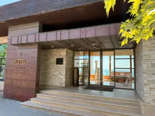 Курортный отель "Утесов" Индивидуальный предприниматель Данилов Андрей Владимирович — Анапа: фото объекта размещения