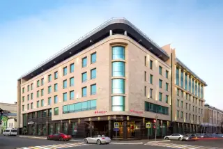Гостиница «Рамада Казань Сити Центр» «Ramada by Wyndham Kazan City Centеr» — Казань: фото объекта размещения