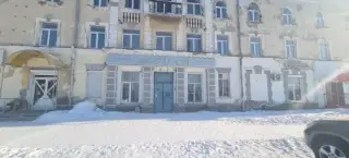гостиница "Урал" — Карпинск: фото объекта размещения